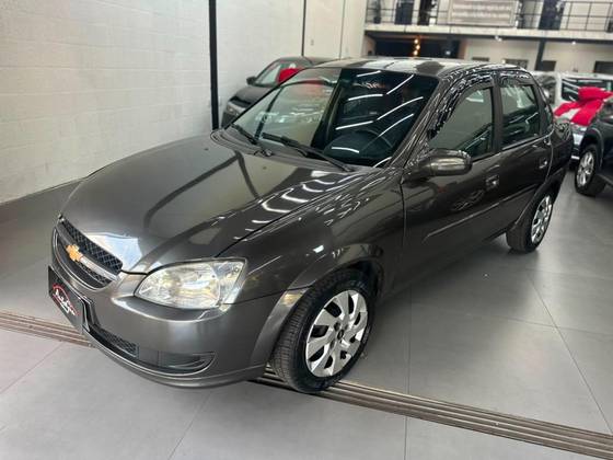 CHEVROLET CLASSIC 1.0 MPFI LS 8V FLEX 4P MANUAL CHEVROLET CLASSIC 1.0 MPFI LS 8V FLEX 4P MANUAL